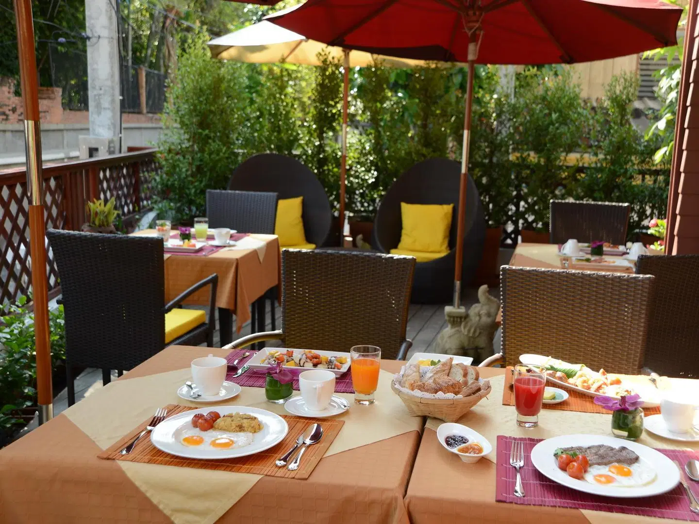 The Golden Wells Residence Restaurant