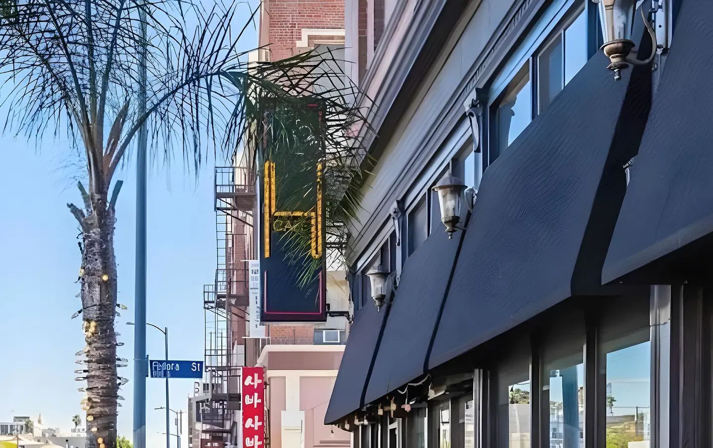 H by H Hospitality EXTERIOR