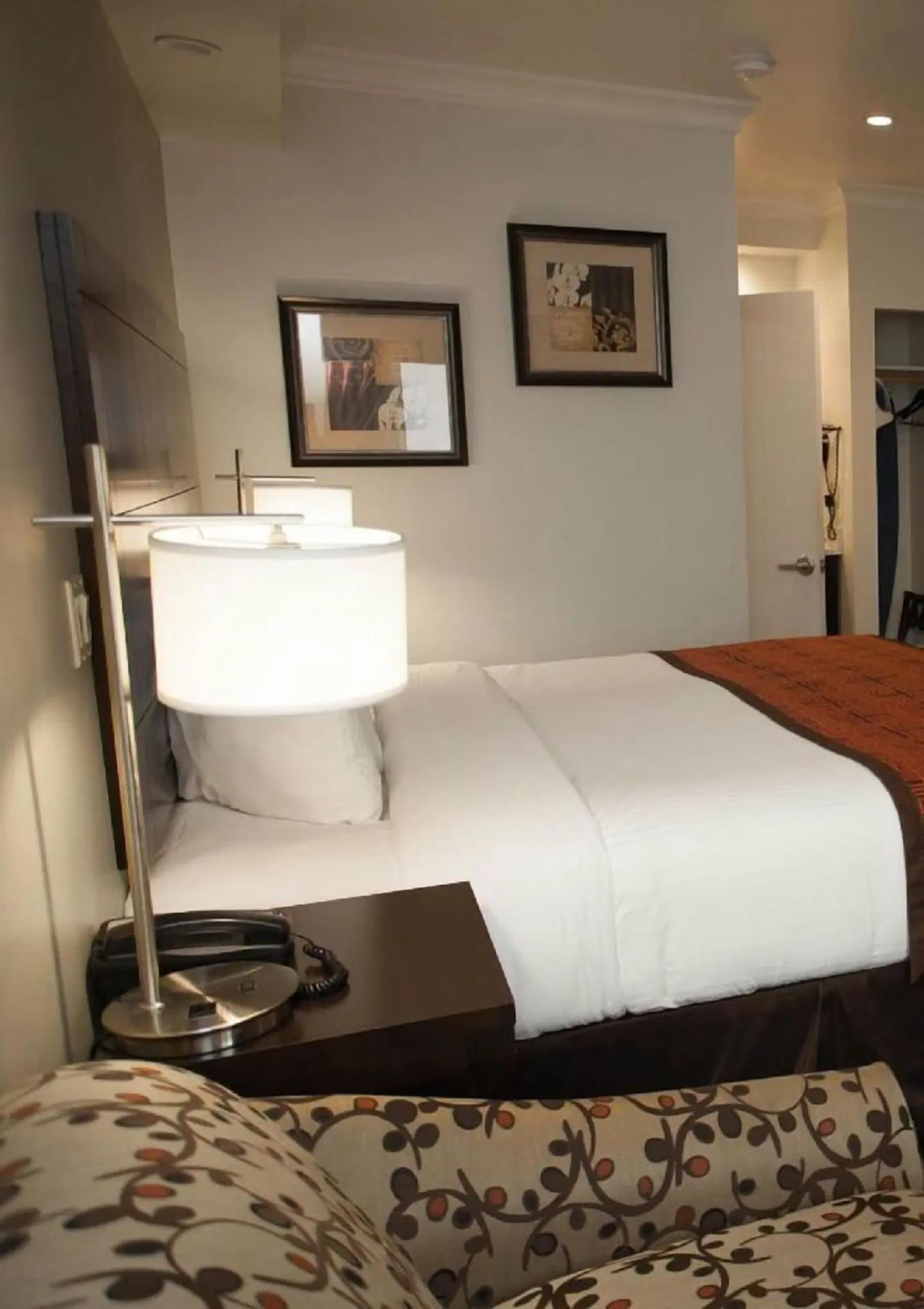 Seaside Inn ROOM_EXAMPLE