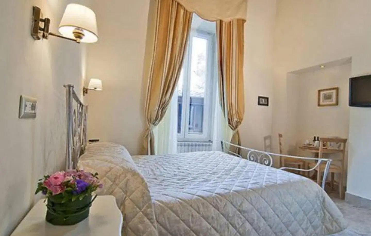 Le Clarisse al Pantheon ROOM_EXAMPLE