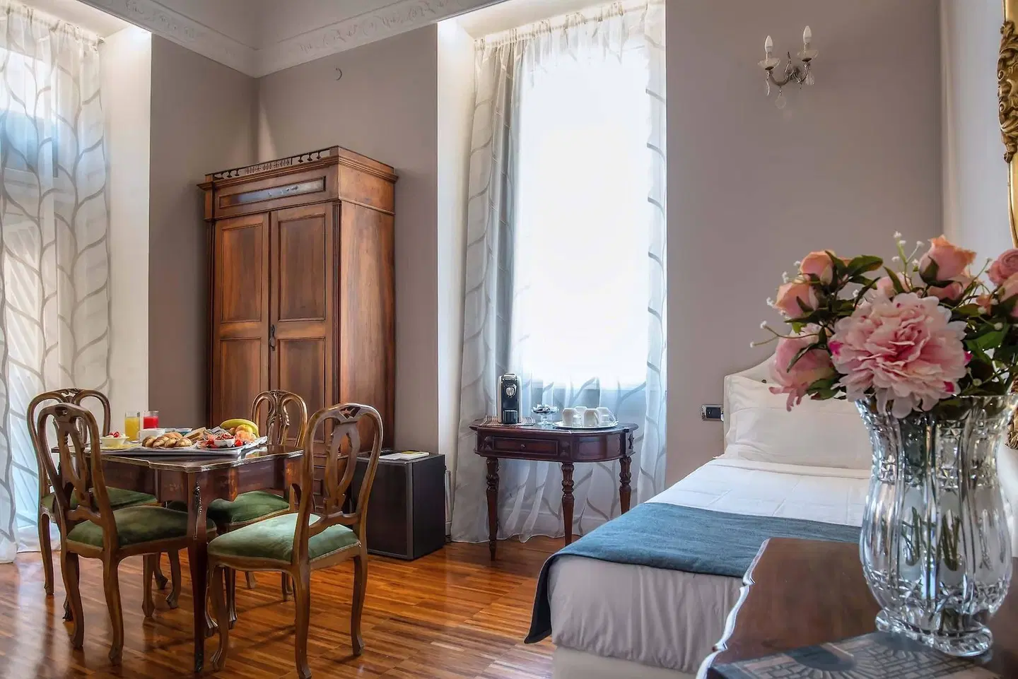 I Tre Moschettieri Guest House ROOM_EXAMPLE