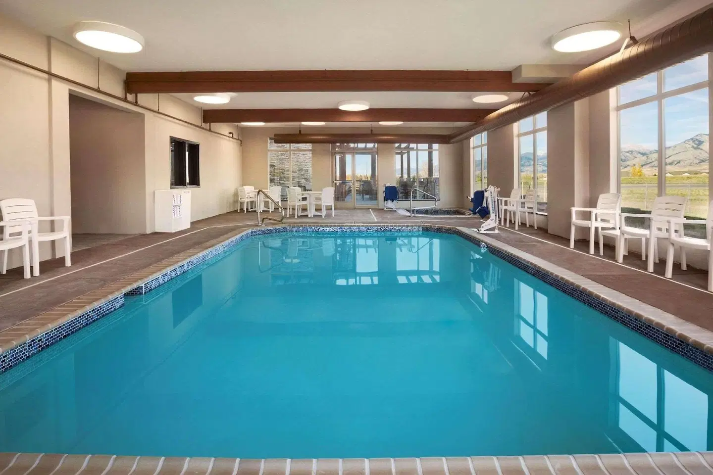 Country Inn & Suites by Radisson, Bozeman, MT Hallenbad