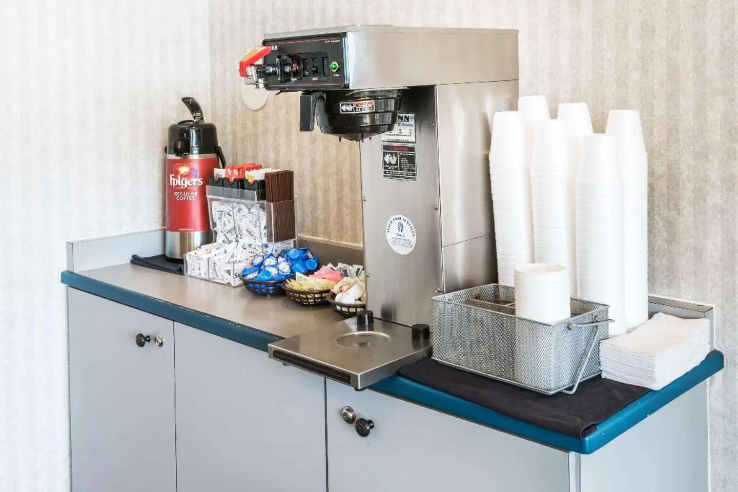 Days Inn by Wyndham Henrietta/Rochester Area SPORTS_AND_LEISURE