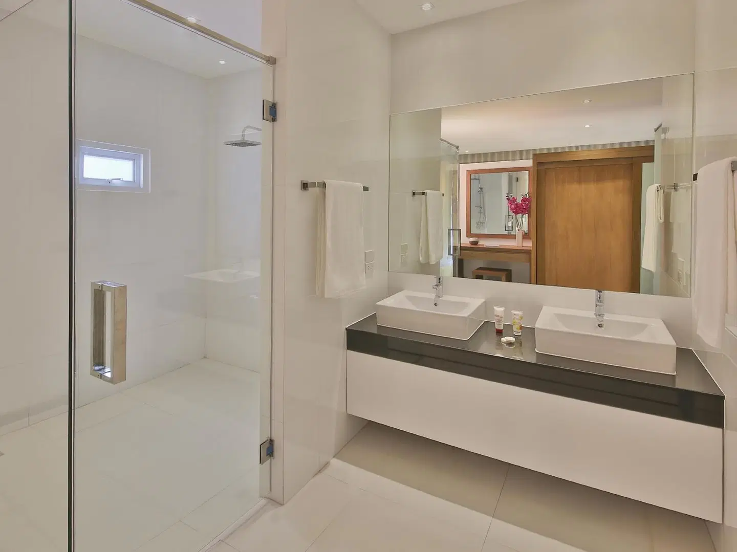 Samui Blue Orchid Badezimmer