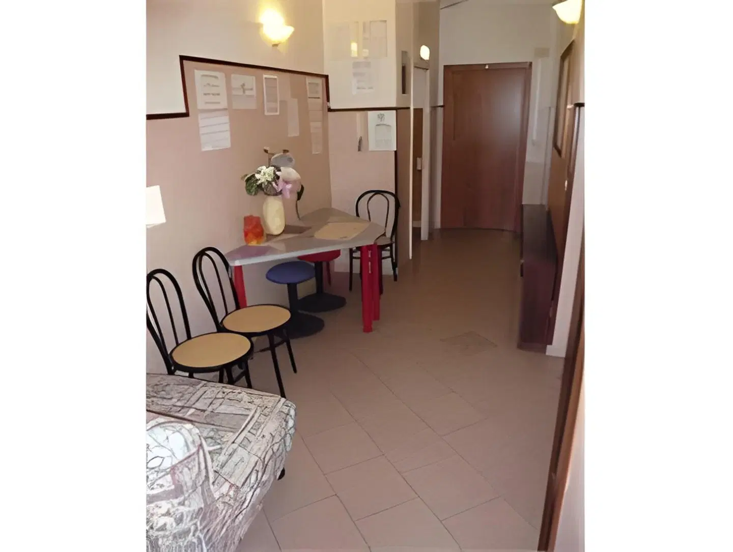 Cressy ROOM_EXAMPLE