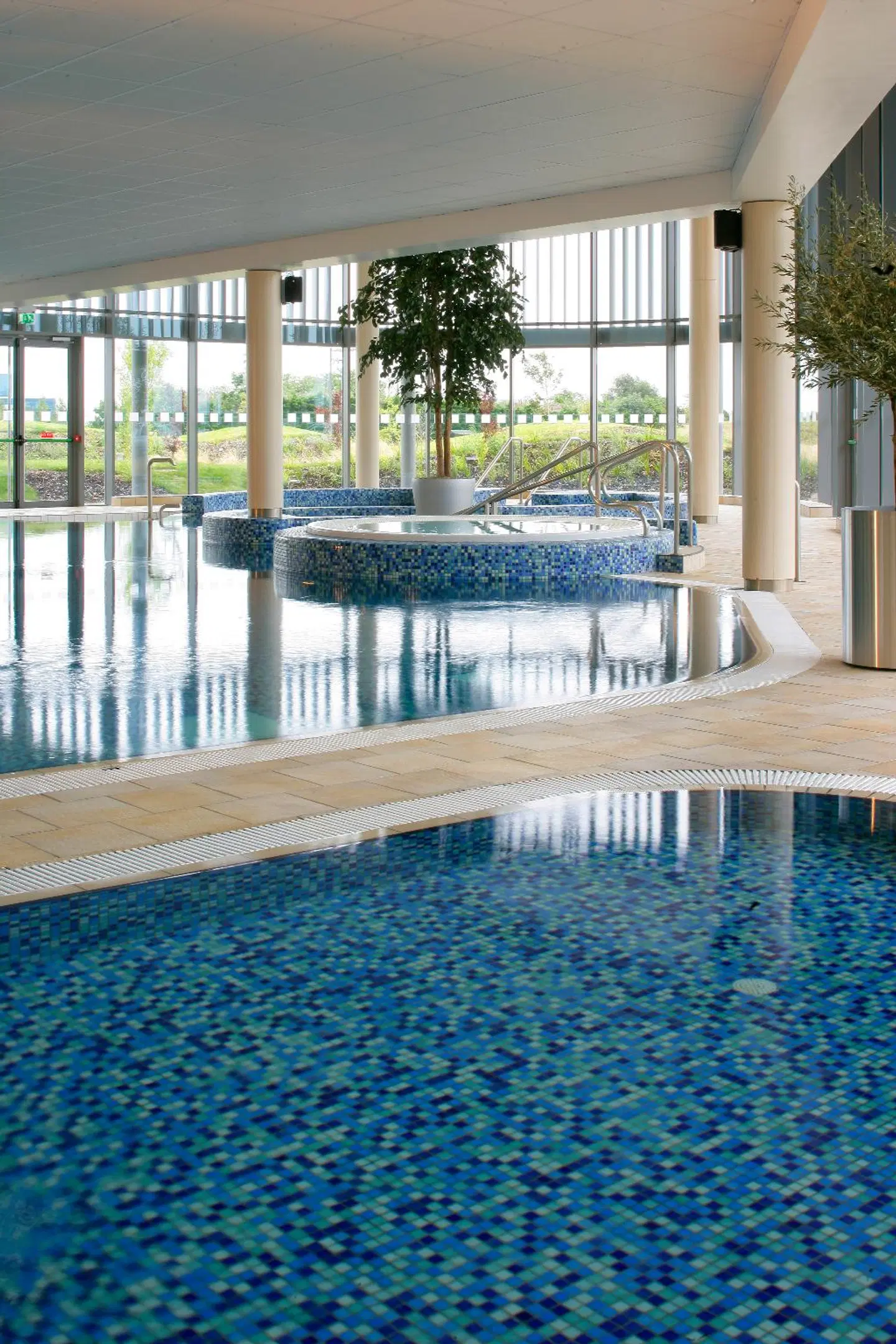 Pillo Hotel Ashbourne Leisure Club & Spa Hallenbad