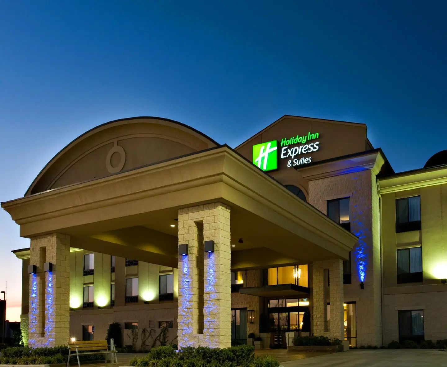 Holiday Inn Express & Suites Wichita Falls by IHG EXTERIOR