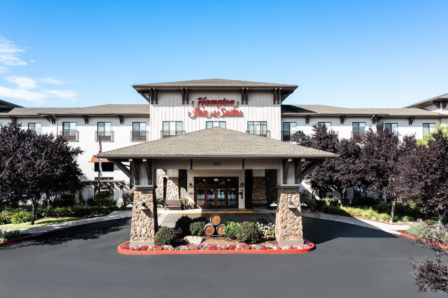 Hampton Inn & Suites Windsor - Sonoma Wine Country EXTERIOR