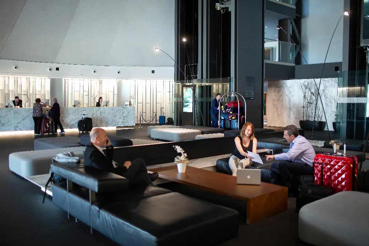 BAH Barcelona Airport Hotel LOUNGE_LOBBY