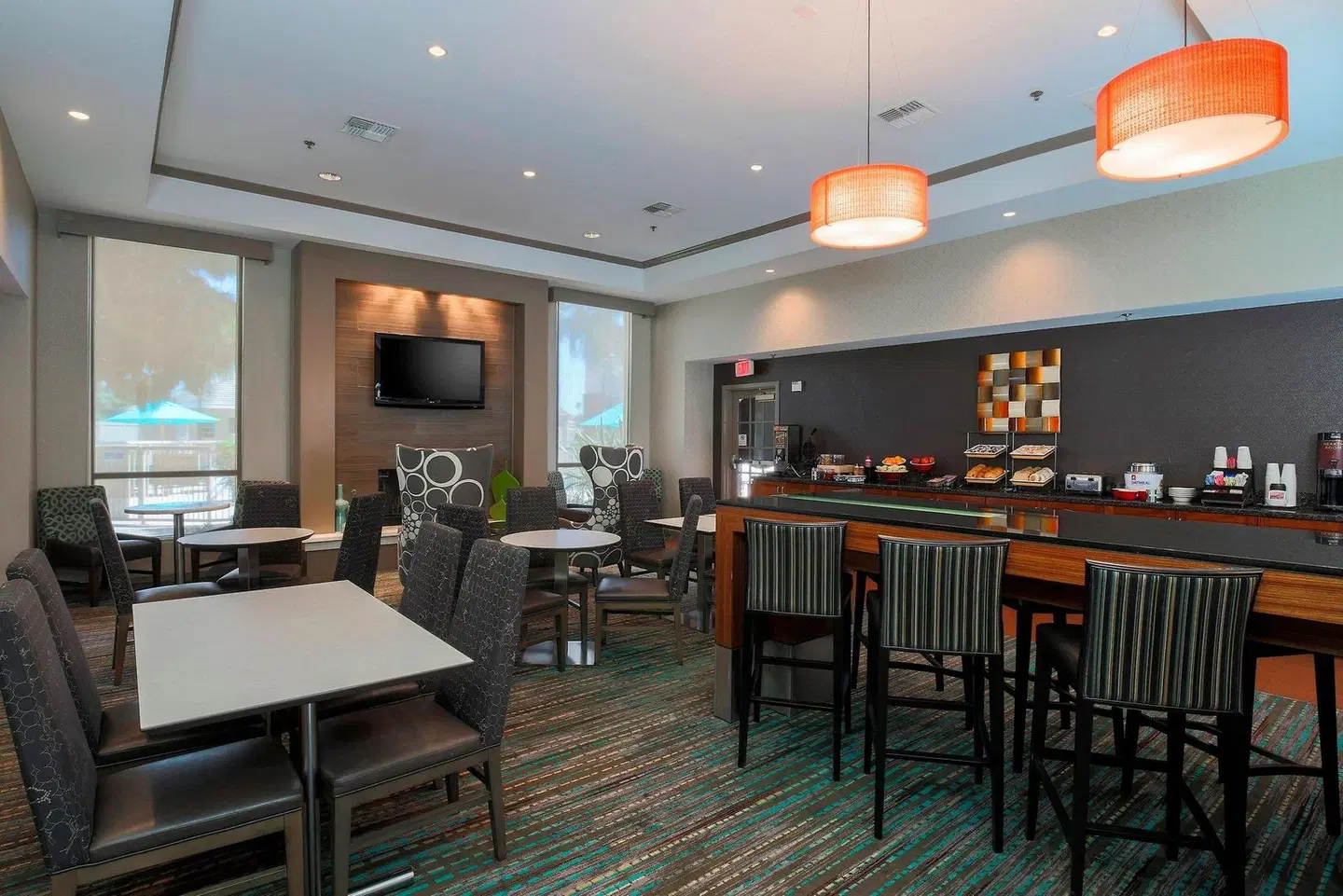Residence Inn by Marriott Bakersfield Bar