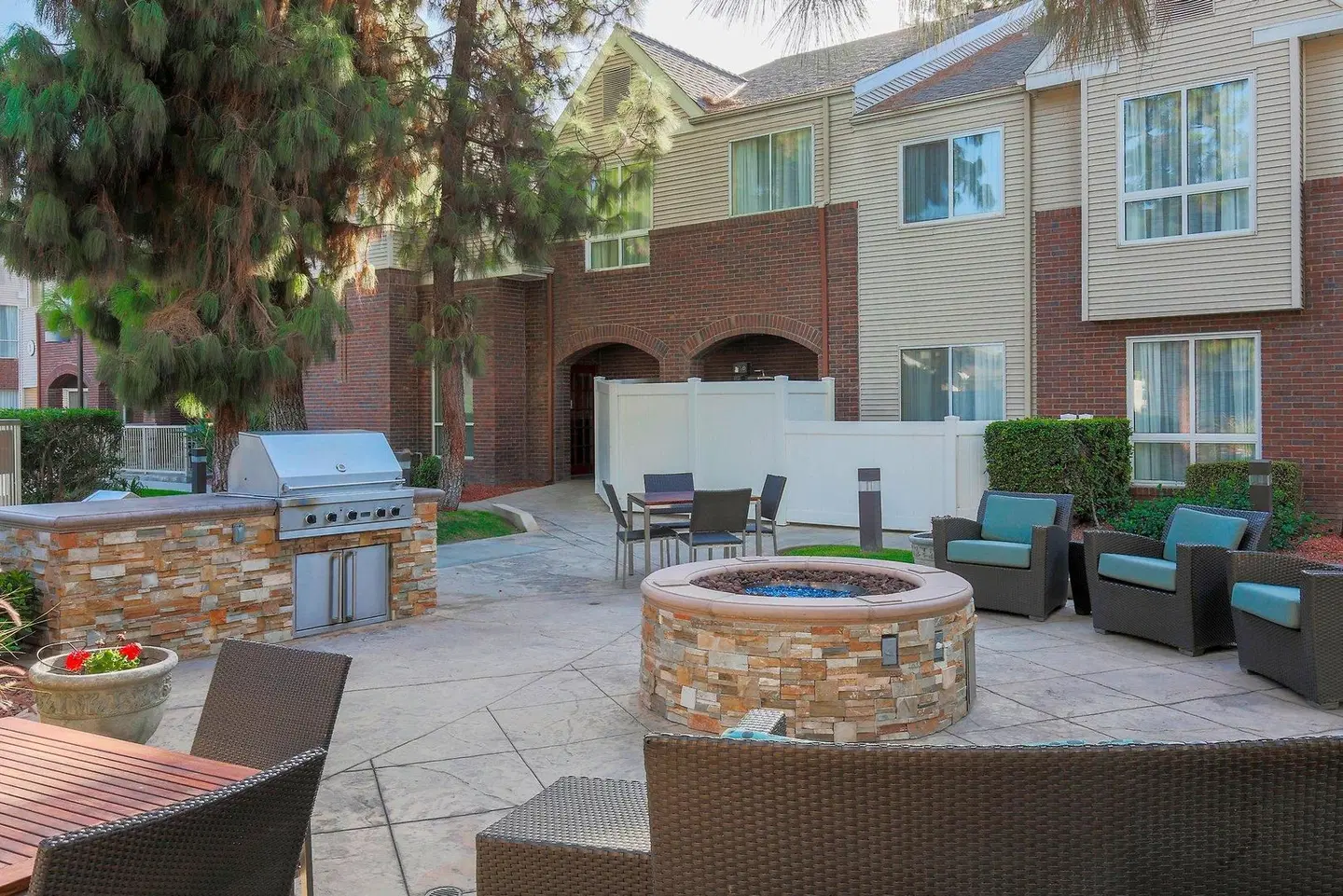 Residence Inn by Marriott Bakersfield Terrasse