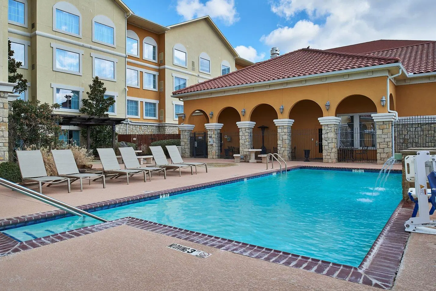 Residence Inn by Marriott Abilene OUTDOOR_POOL