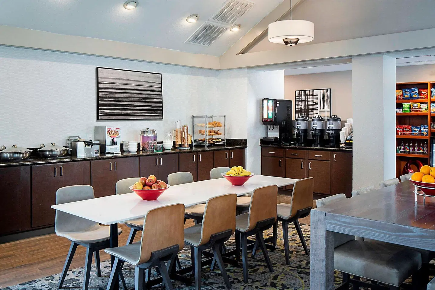 Residence Inn by Marriott Dallas Las Colinas Restaurant