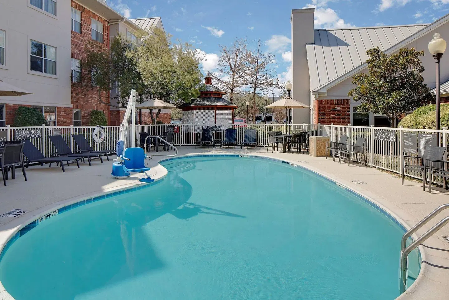 Residence Inn by Marriott Dallas DFW Airport North/Irving OUTDOOR_POOL