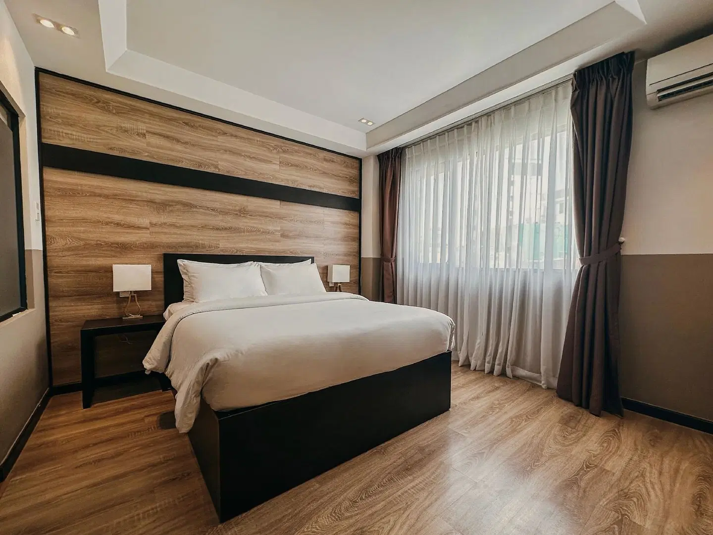 EM&EM Hotel ROOM_EXAMPLE