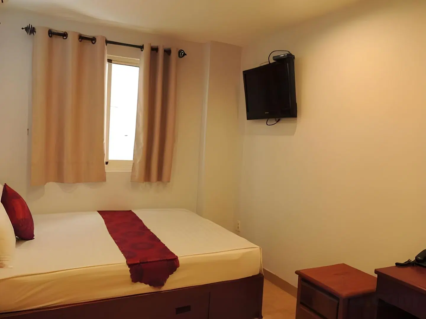 Sao Nam Hotel (Southern Star Hotel) ROOM_EXAMPLE