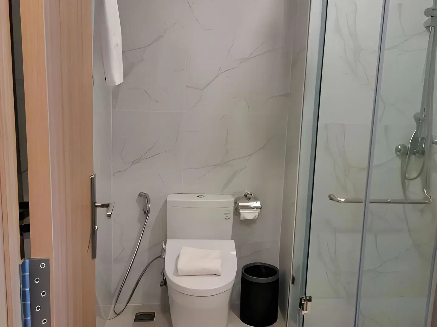 Ruby Hotel Badezimmer
