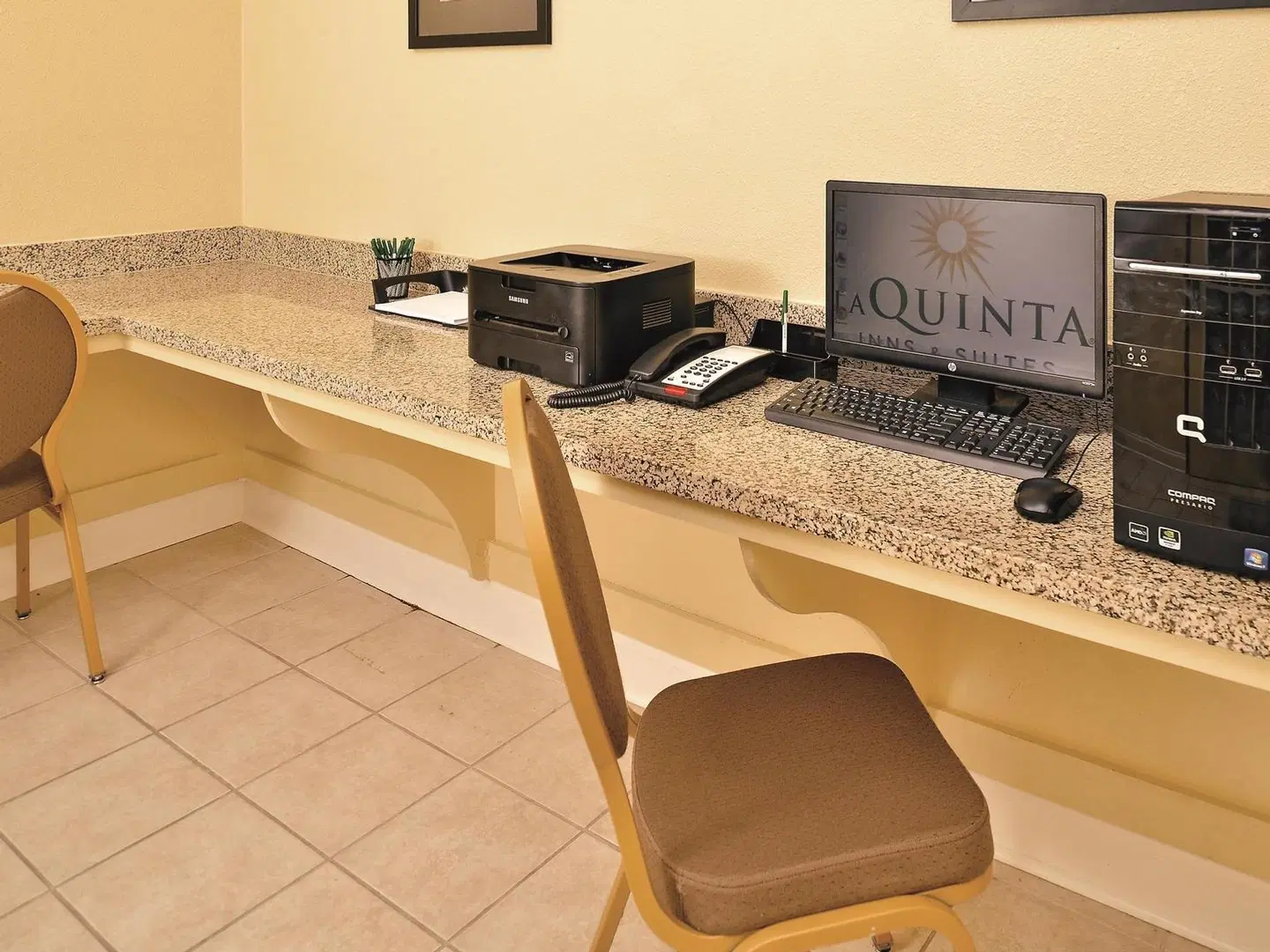La Quinta Inn & Suites by Wyndham Abilene Mall ROOM_EXAMPLE