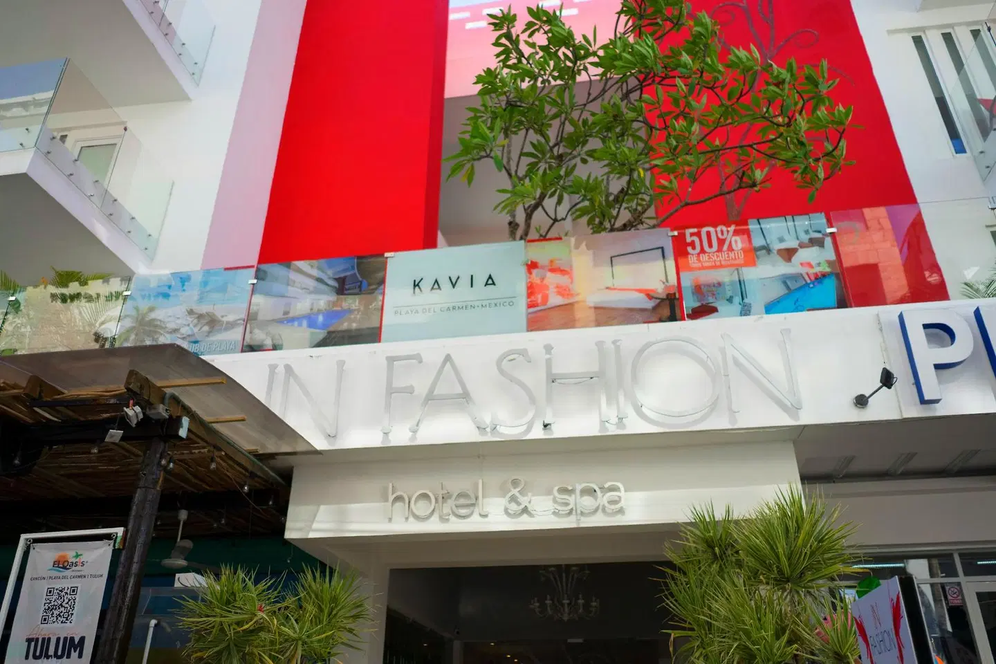 In Fashion Hotel EXTERIOR