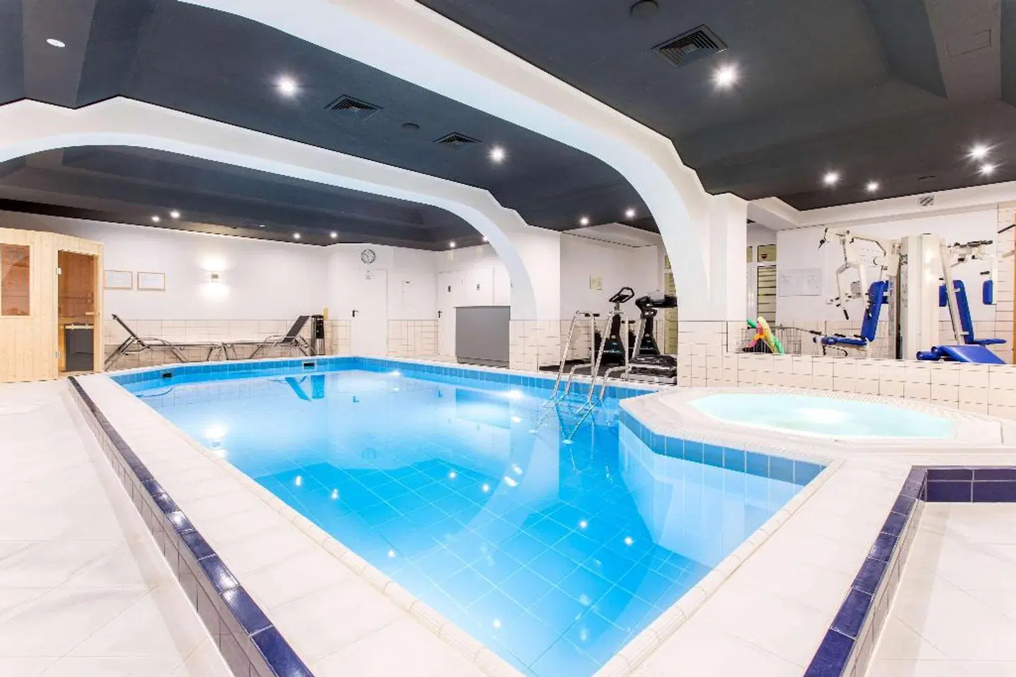 Qubus Hotel Wroc'aw Hallenbad