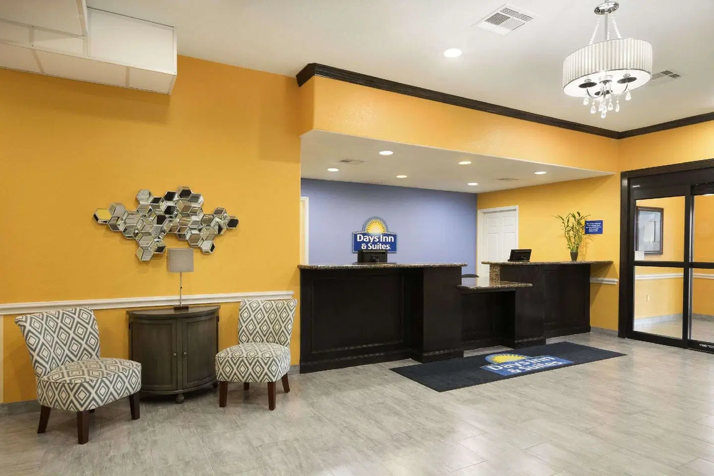 Days Inn & Suites by Wyndham Galveston West/Seawall LOUNGE_LOBBY