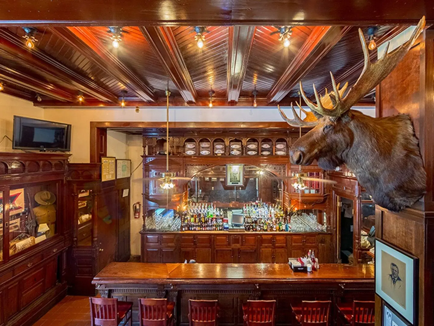 Menger Hotel Bar