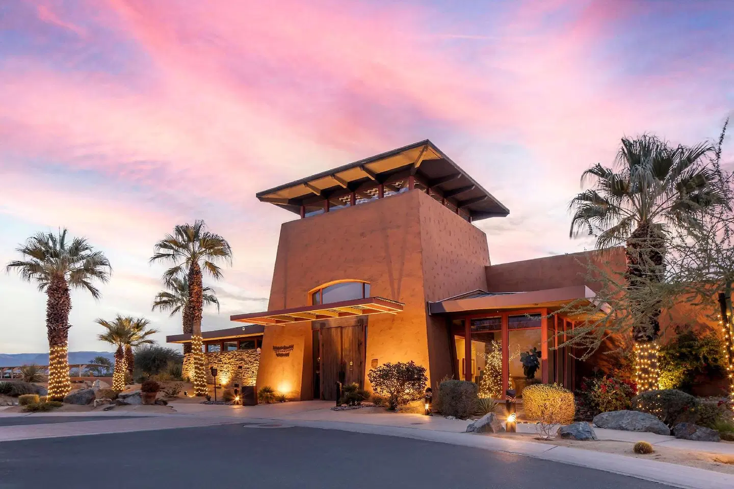 Hilton Grand Vacations Club Palm Desert EXTERIOR