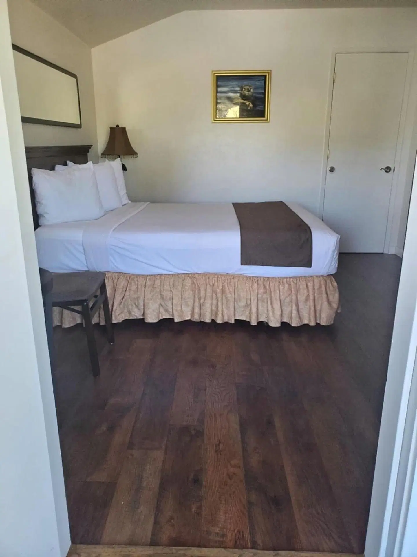 Bide-A-Wee Inn and Cottages ROOM_EXAMPLE