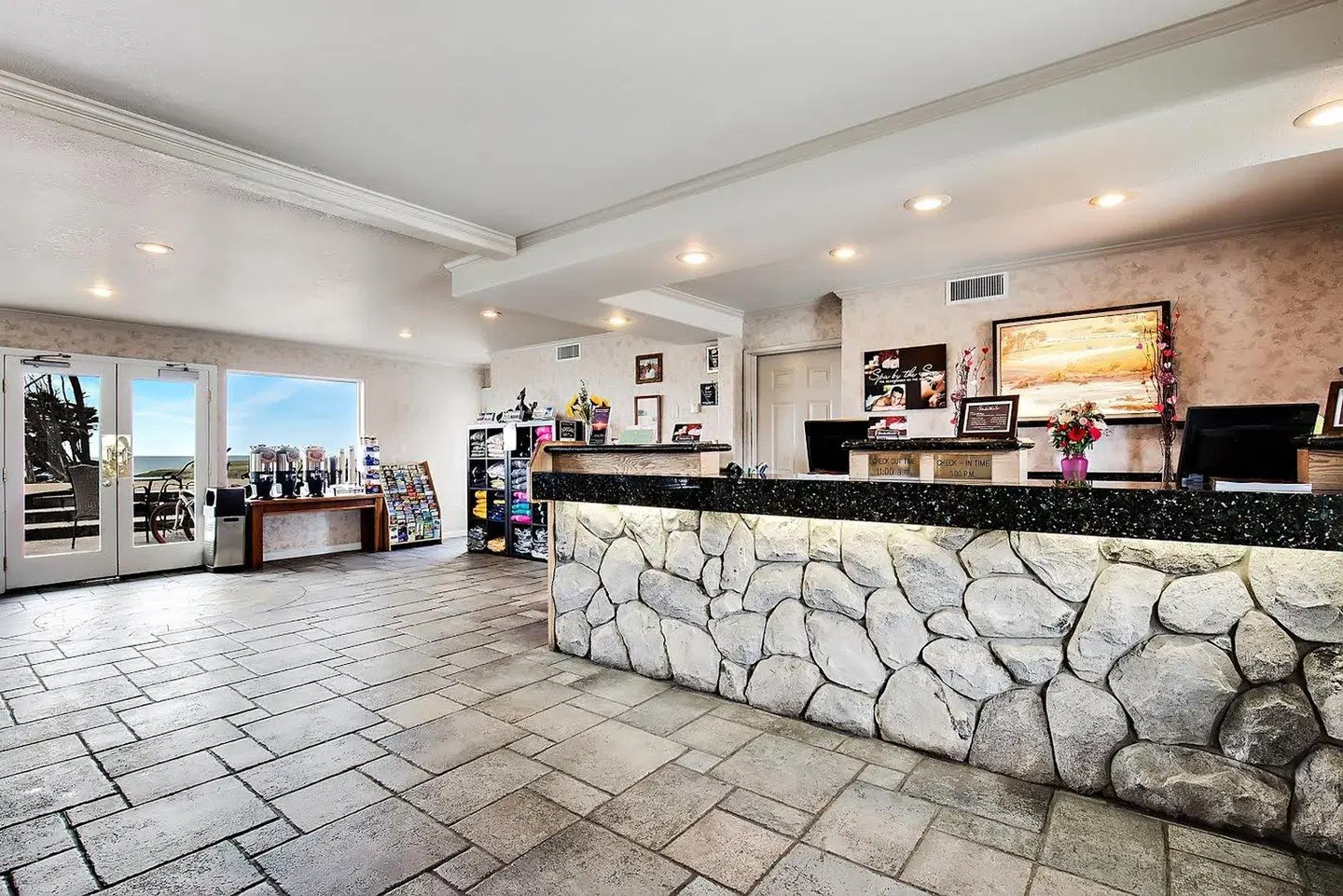 Beachcomber Motel Bar