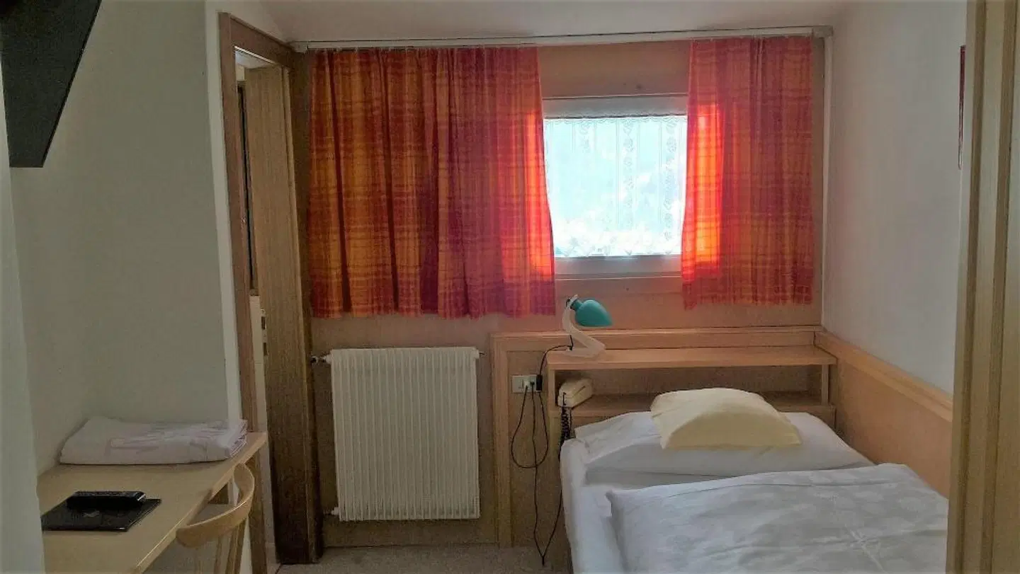 Rodes ROOM_EXAMPLE