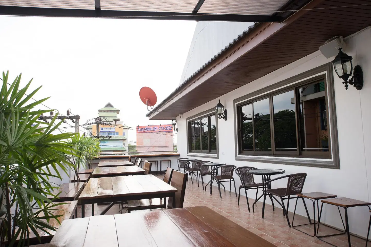 OYO Le Light House & Hostel Terrasse