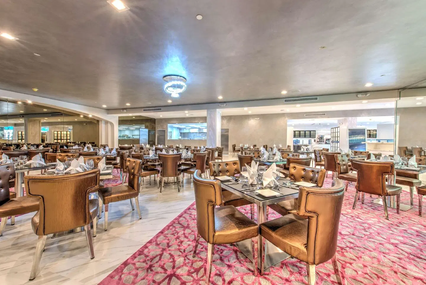 DoubleTree by Hilton Houston Brookhollow Restaurant