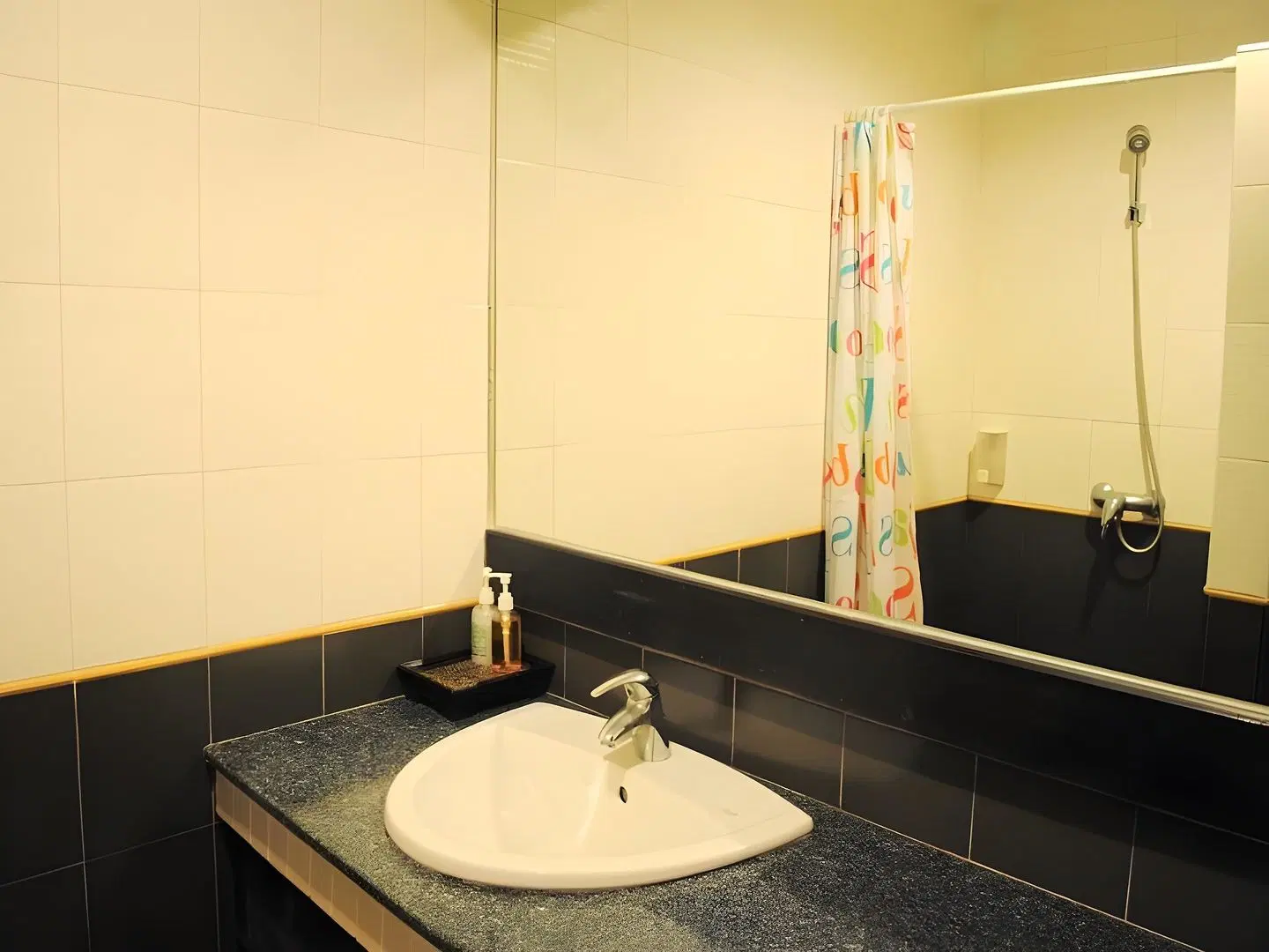 Thongtakian Resort Badezimmer