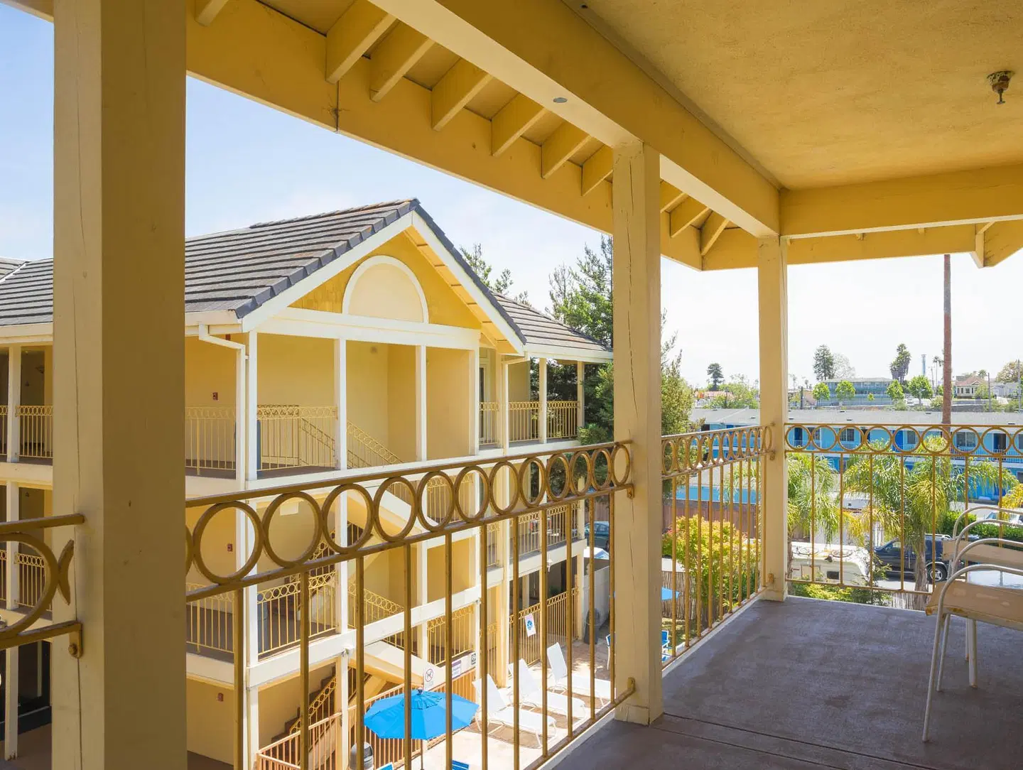 Hotel Solares EXTERIOR