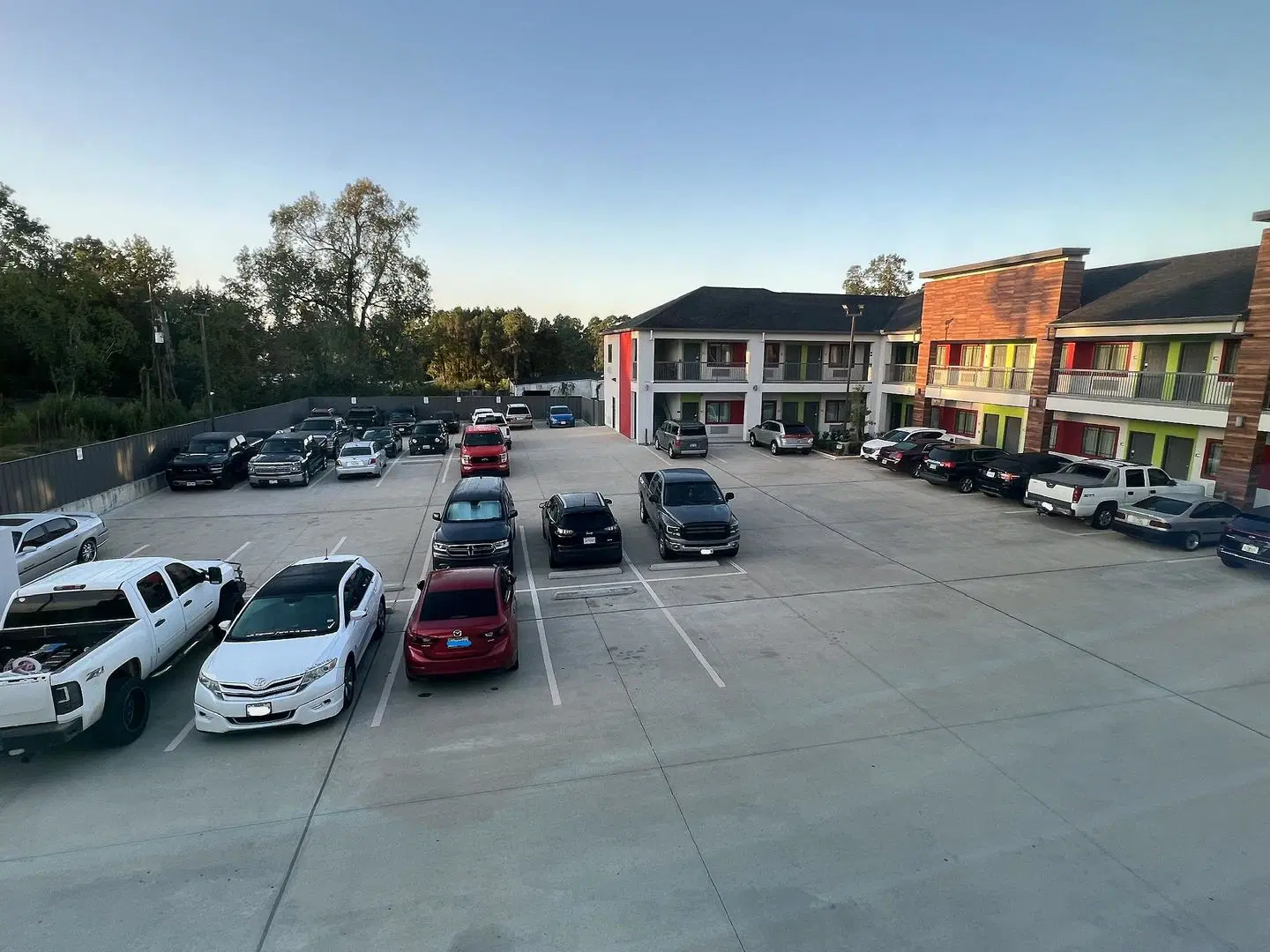 Americas Best Value Inn & Suites Kingwood IAH Airport Terrasse