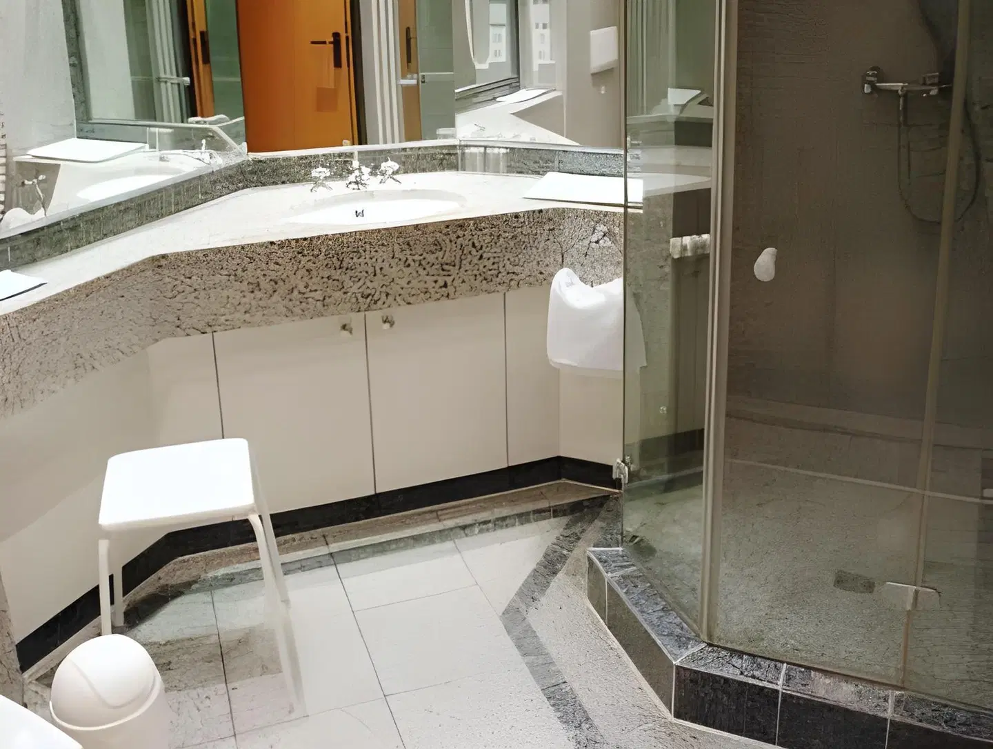 Dünenpark Binz Badezimmer