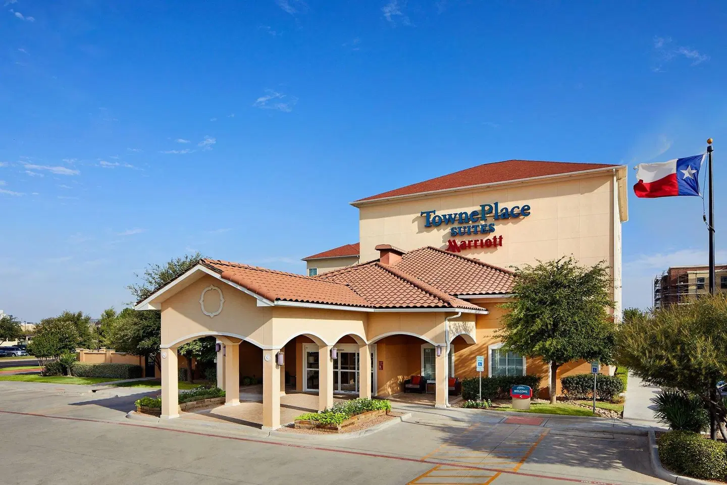 TownePlace Suites by Marriott Midland EXTERIOR