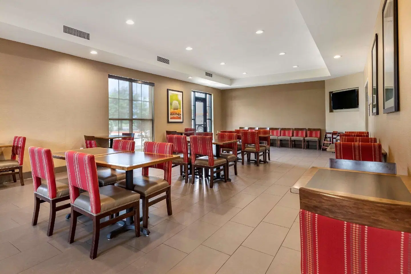 Comfort Suites Restaurant