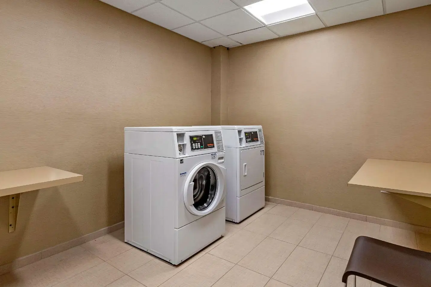 Comfort Suites Badezimmer