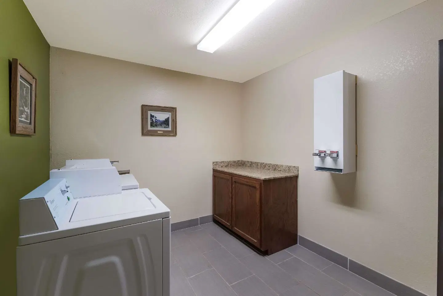 Quality Inn ROOM_EXAMPLE