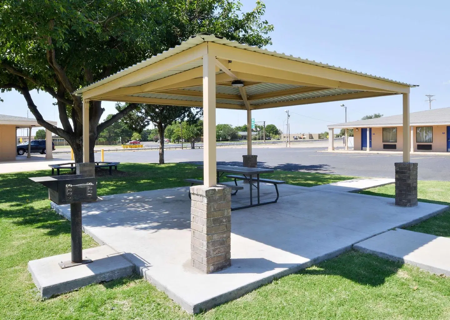 Americas Best Value Inn Lubbock E Garten
