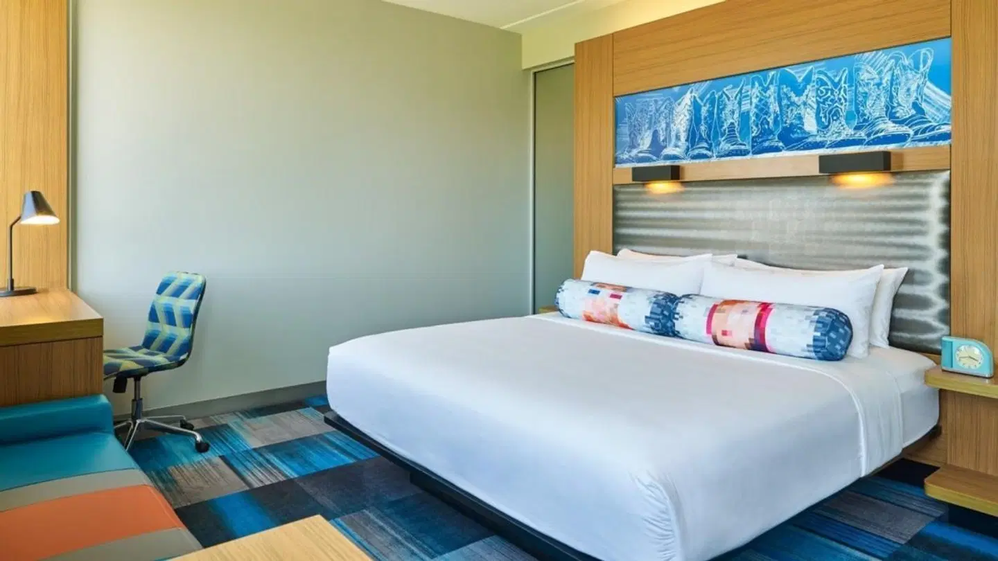 Aloft Dallas Arlington Entertainment District ROOM_EXAMPLE