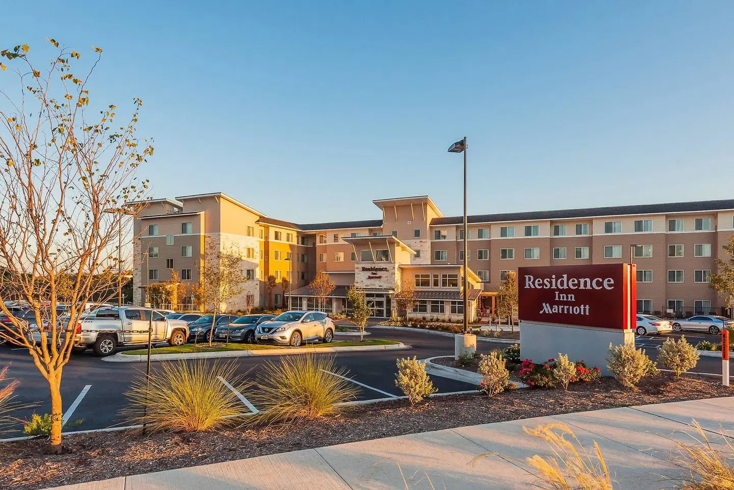 Residence Inn by Marriott Austin Airport EXTERIOR