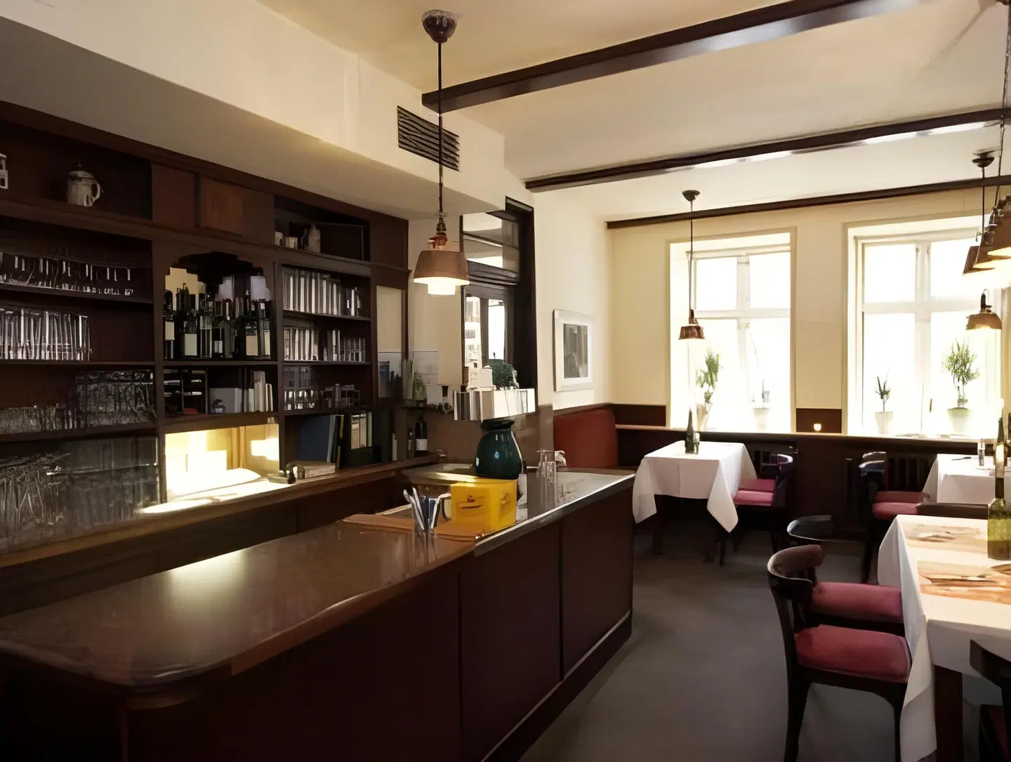 Zur Linde Bar