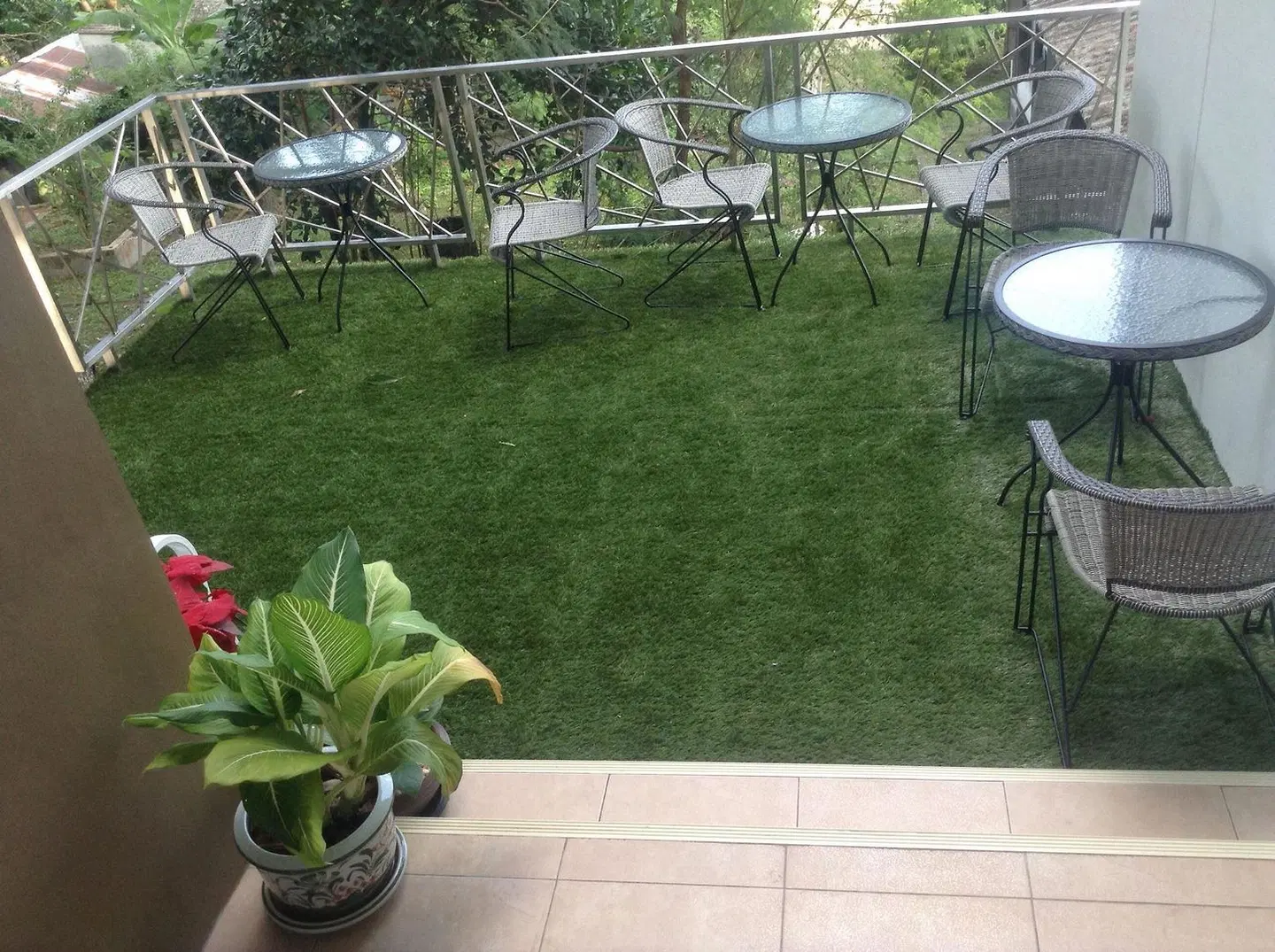 The Topaz Residence Garten