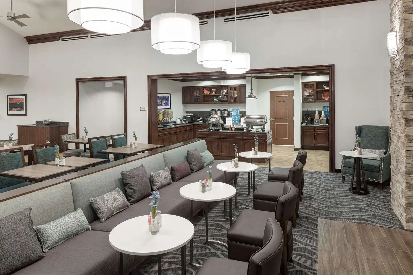 Homewood Suites by Hilton El Paso Airport Bar