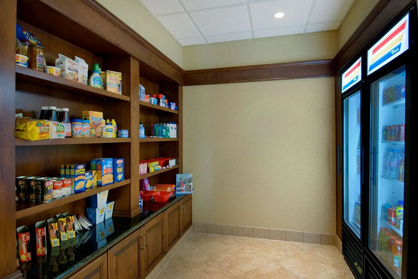 Homewood Suites by Hilton Sacramento Airport-Natomas Bar