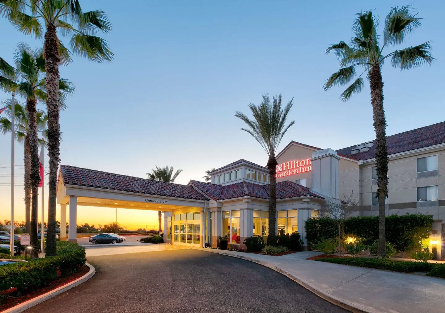 Hilton Garden Inn Irvine East/Lake Forest EXTERIOR