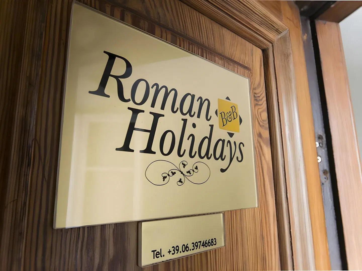 Roman Holidays EXTERIOR