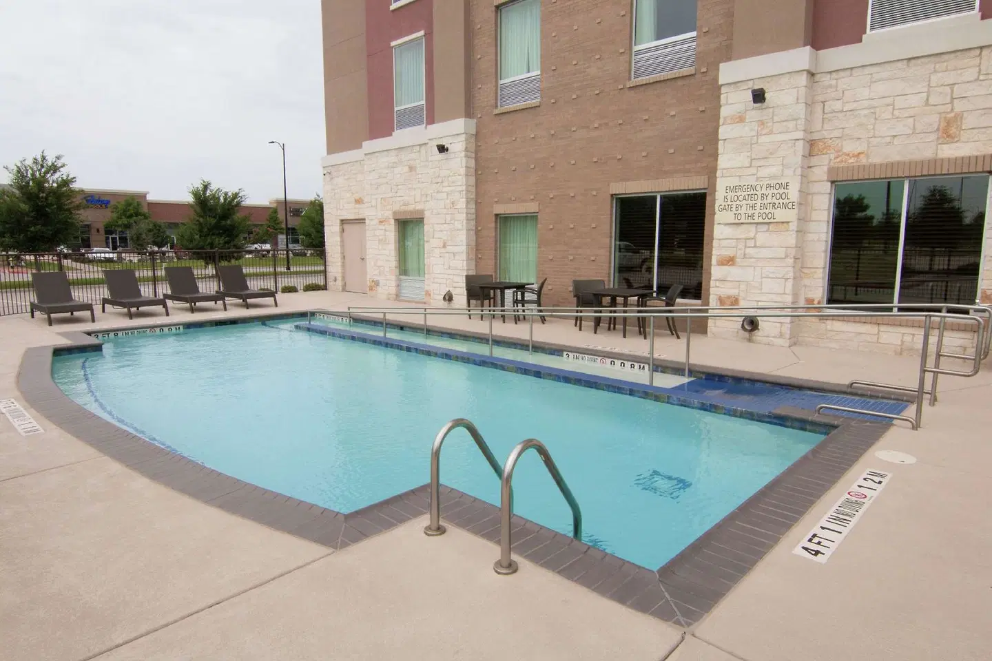 Hampton Inn & Suites Dallas/Frisco North-FieldhouseUSA OUTDOOR_POOL